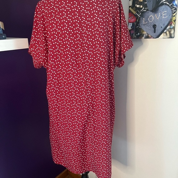 7 for $30 Plus Size Emery Rose Heart Print Dress - Picture 6 of 9
